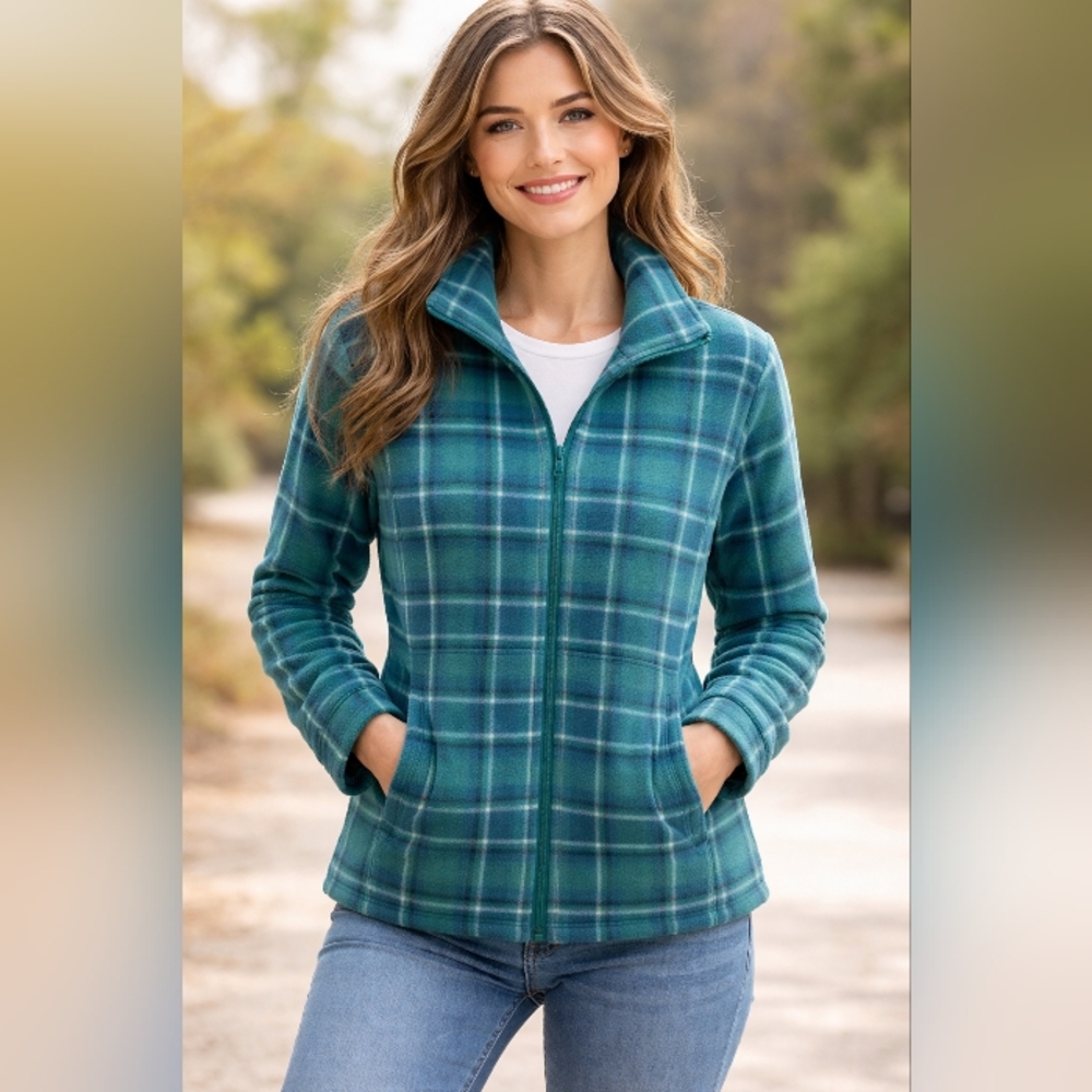 Old Navy Women's Plaid Fleece Athletic Jacket in Blue and Green
